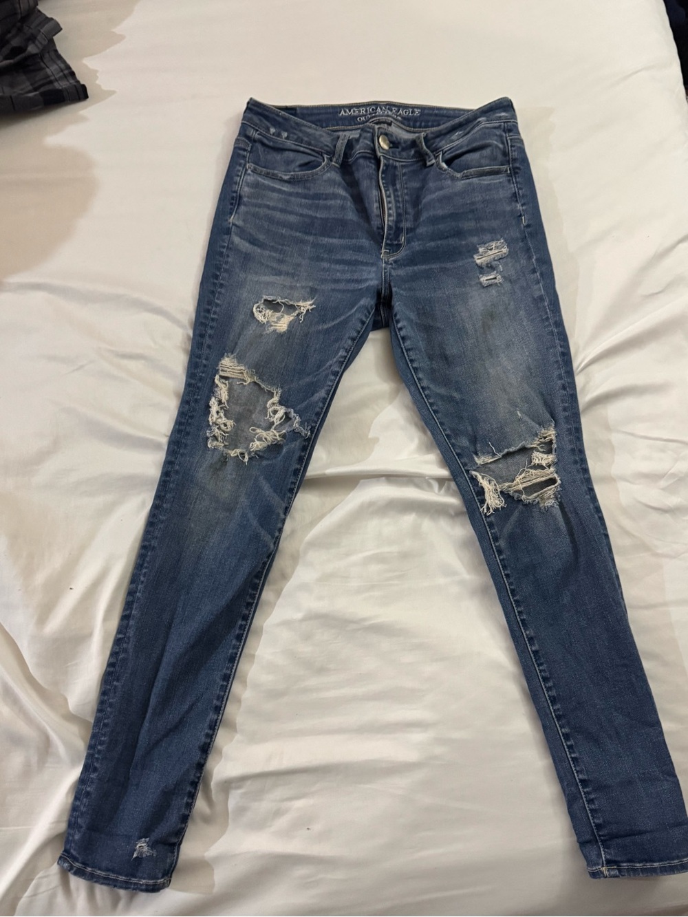 American Eagle Outfitters Ripped Dark Blue Hi rise jegging